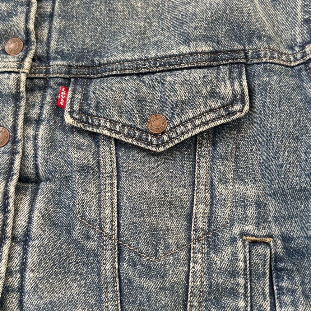 Levi Strauss Co Denim Trucker Jacket Blue Classic Fit Button Front Size M - Picture 6 of 13